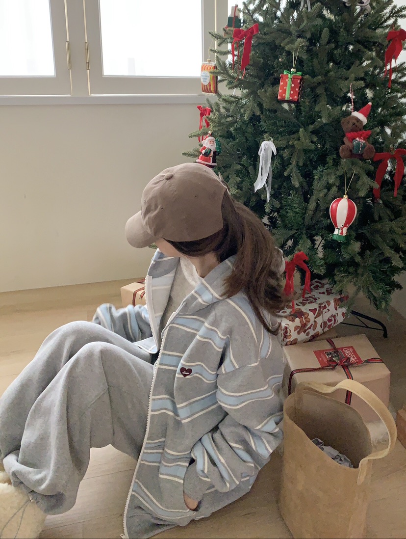 FORMSTUDIO東大門㊣實拍女士新款推薦25秋冬夾克連帽拉鏈衫FORMSTUDIO夾克