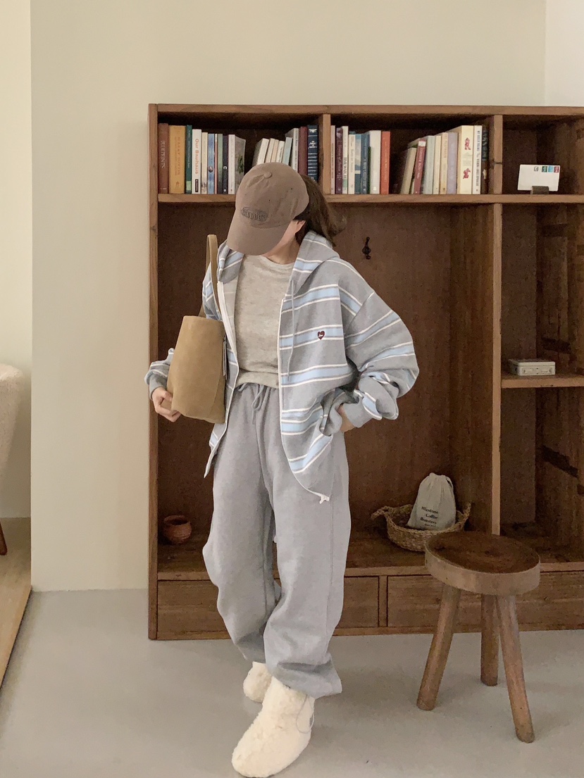 FORMSTUDIO東大門㊣實拍女士新款推薦25秋冬夾克連帽拉鏈衫FORMSTUDIO夾克