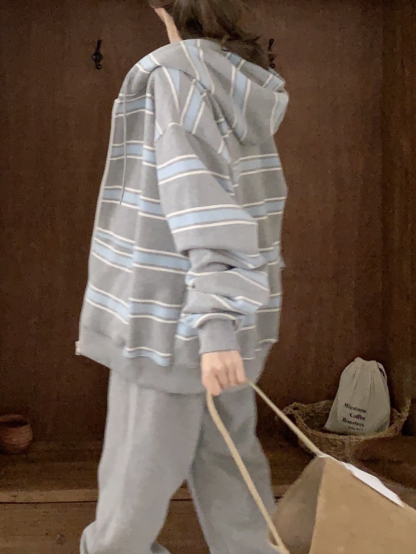 FORMSTUDIO東大門㊣實拍女士新款推薦25秋冬夾克連帽拉鏈衫FORMSTUDIO夾克