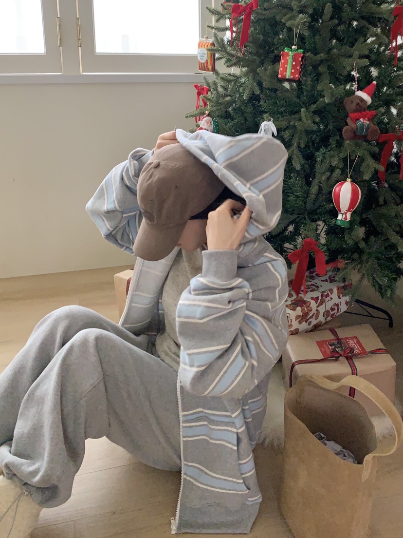 FORMSTUDIO東大門㊣實拍女士新款推薦25秋冬夾克連帽拉鏈衫FORMSTUDIO夾克