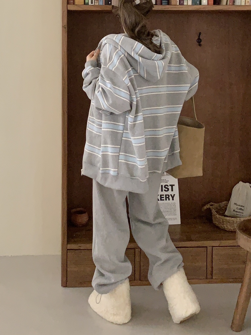 FORMSTUDIO東大門㊣實拍女士新款推薦25秋冬夾克連帽拉鏈衫FORMSTUDIO夾克