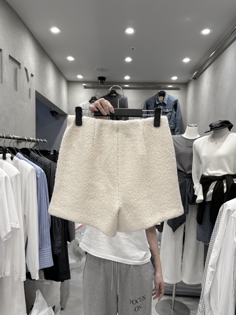 CELEBRITY-A東大門㊣實拍女士新品職業25秋冬真品短褲毛圈CELEBRITY-A短褲