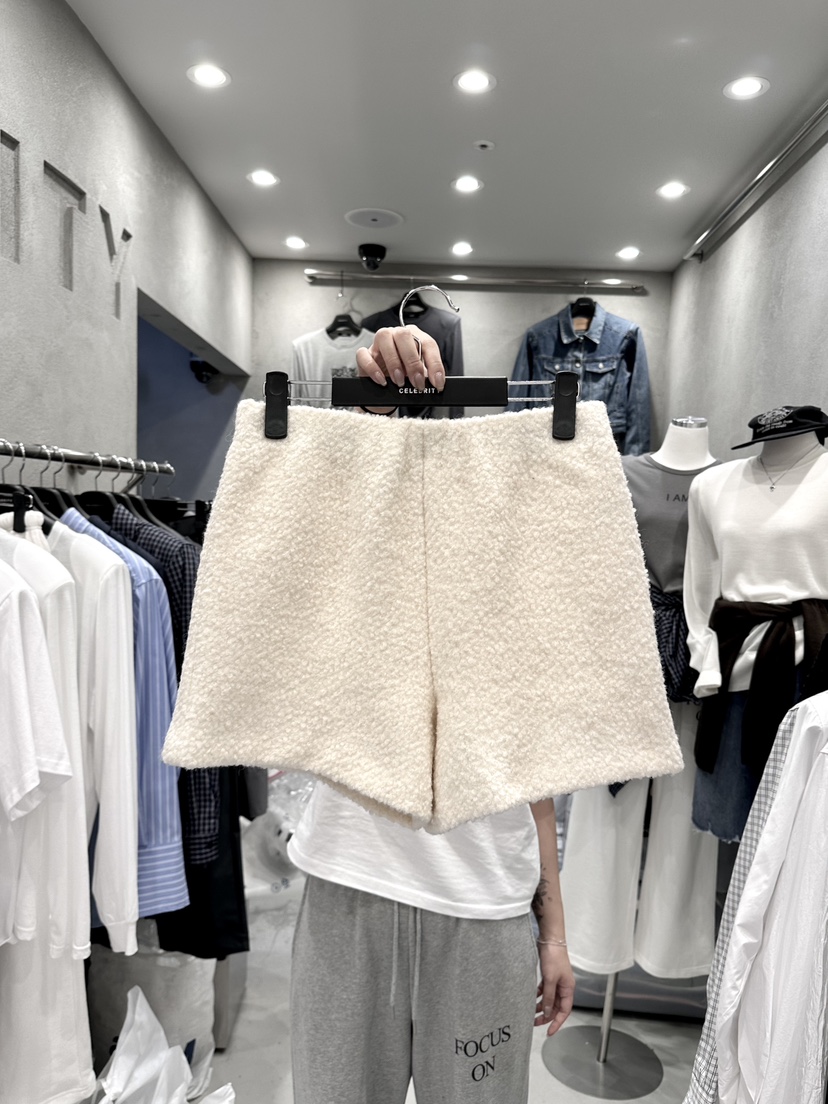 CELEBRITY-A東大門㊣實拍女士新品職業25秋冬真品短褲毛圈CELEBRITY-A短褲圖色1