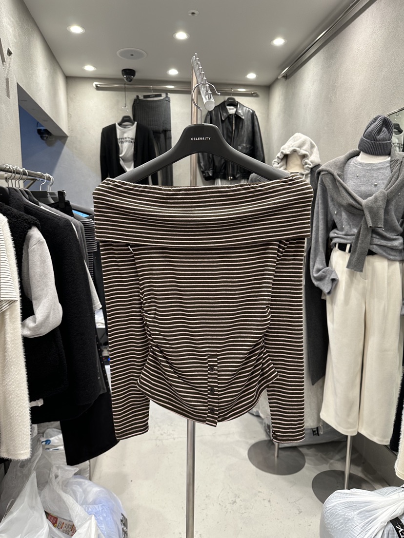 CELEBRITY-A東大門㊣直郵女士新品真品休閑職業人氣長袖T恤CELEBRITY-A長袖T恤圖色4