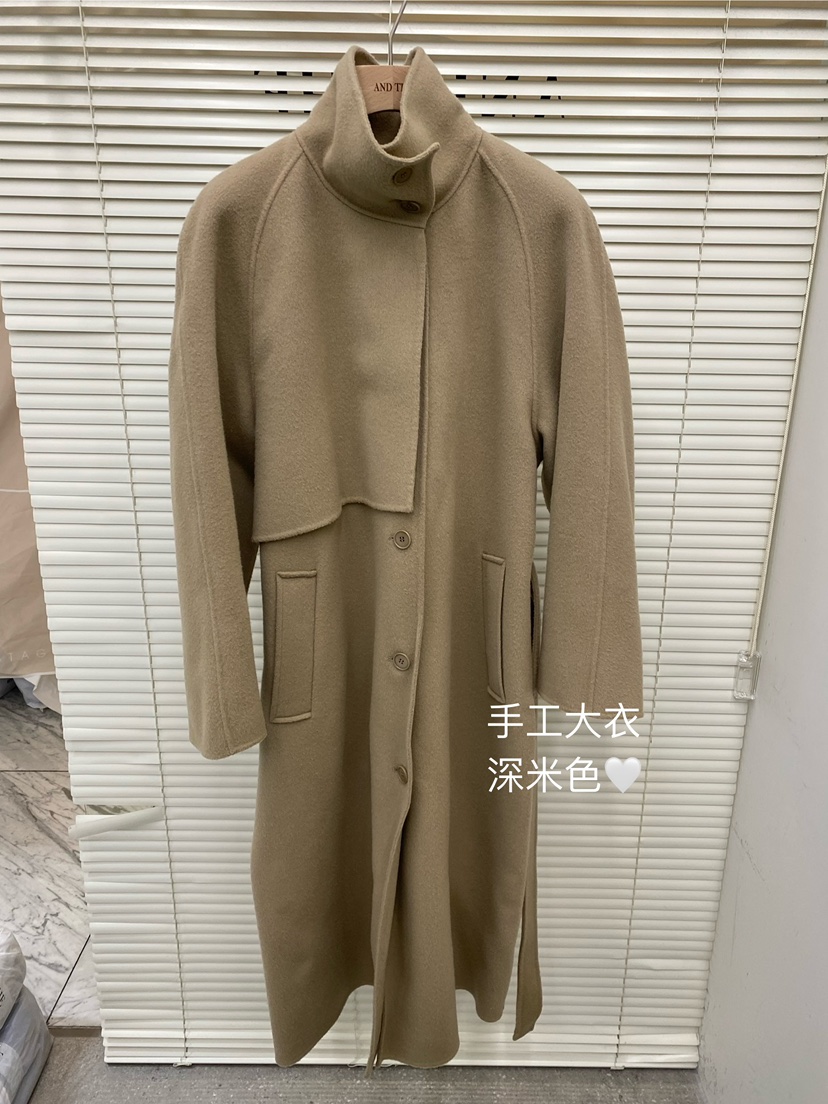 AND THE韓國代購㊣女裝新品真品熱賣中長款大衣含腰帶高領AND THE中長款大衣圖色2