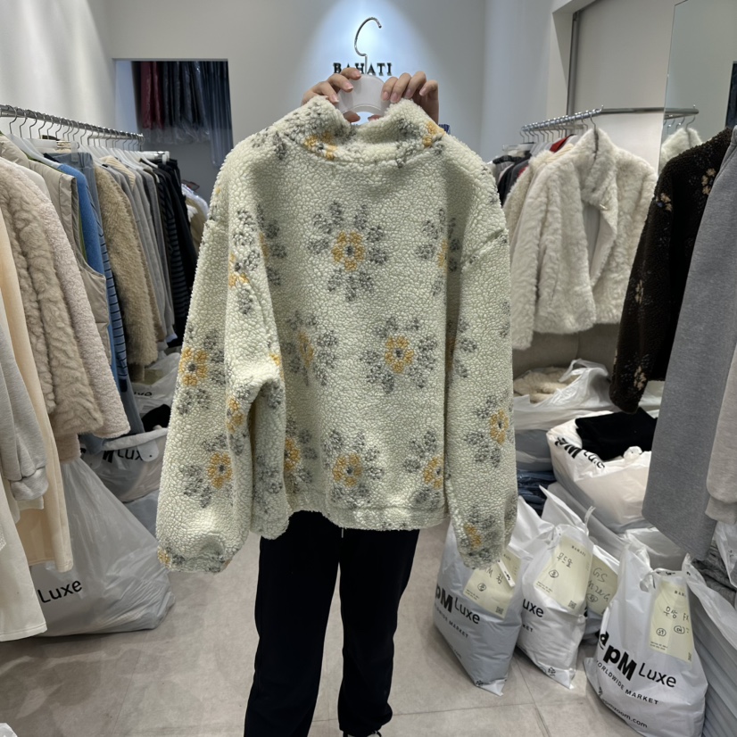 BAHATI東大門㊣實拍女士新款時尚職業熱賣衛衣抓絨拉鏈花朵BAHATI衛衣