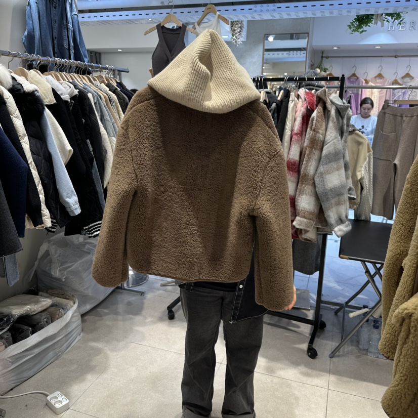 DREAM GIRIS東大門㊣直郵女士新款時尚熱賣休閑夾克抓絨連帽DREAM GIRIS/HOT PLACE_ISSUE夾克