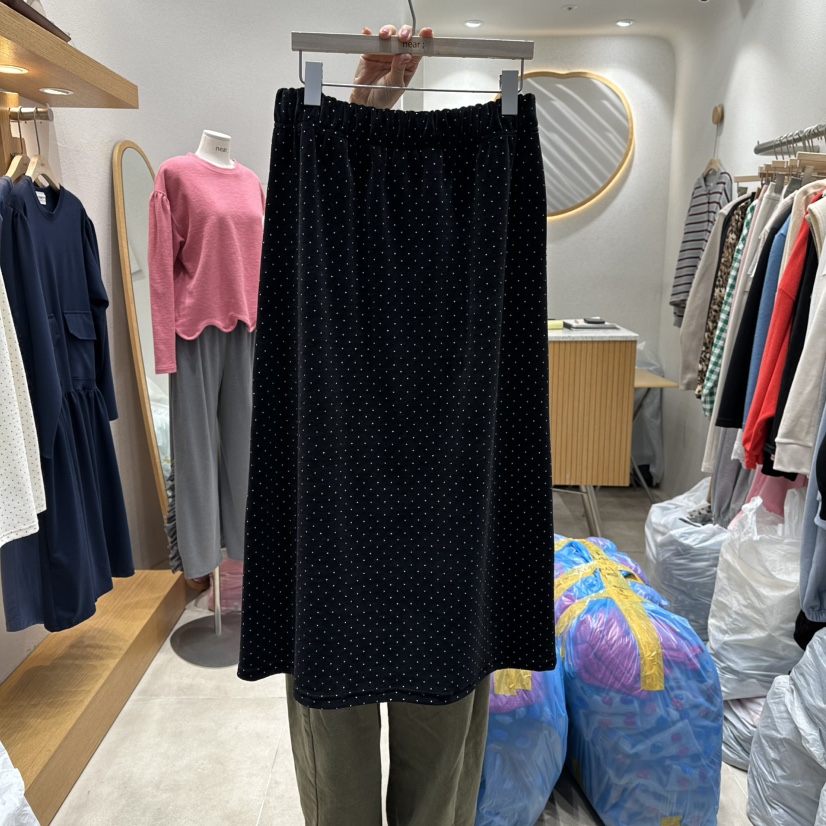 NEAR東大門㊣直郵女裝新品熱賣推薦真品職業長裙天鵝絨圓點裙NEAR長裙圖色2