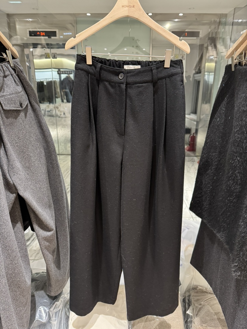 MONIQUE韓國直郵㊣女士新品休閑25秋冬推薦職業時尚人氣休閑褲MONIQUE休閑褲圖色2