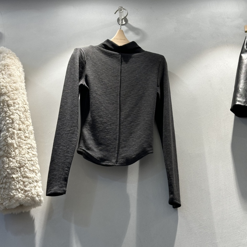 ULTRAORANGE韓國代購㊣女裝新品熱賣職業推薦25秋冬長袖T恤GILT/ULTRAORANGE長袖T恤圖色2