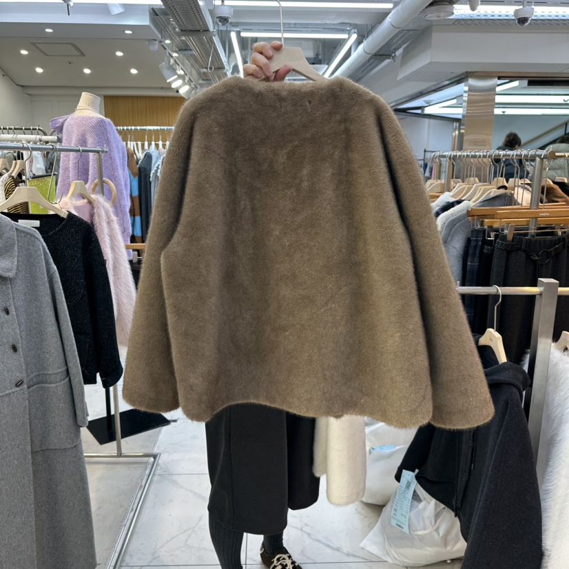 LULULALLA韓國代購㊣女裝新款25秋冬推薦職業人氣短款大衣皮草LULULALLA短款大衣