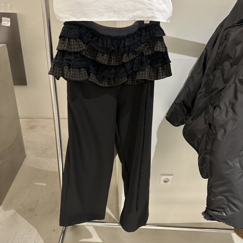 LOVE YOU SO MUCH/MORE THAN YESTERDAY韓國代購㊣女裝新款人氣套裝兩件套LYSM/MORE THAN YESTERDAY套裝圖色1卡其色