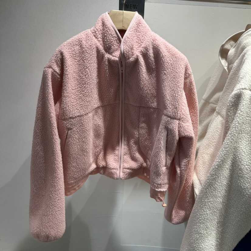 ROOM K-P東大門㊣實拍女士新款25秋冬人氣熱賣夾克抓絨拉鏈ROOM K夾克圖色2