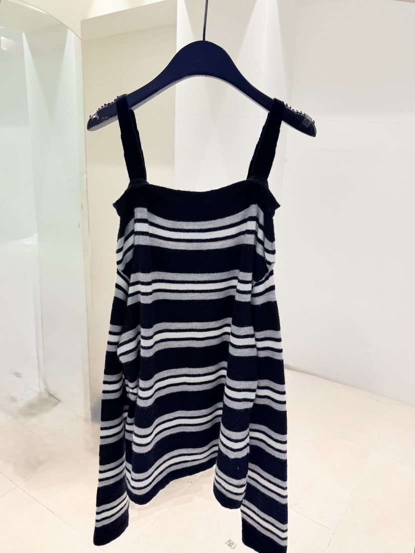 CORAL東大門㊣實拍女裝新款休閑人氣熱賣25秋冬時尚吊帶背心CORAL吊帶/背心