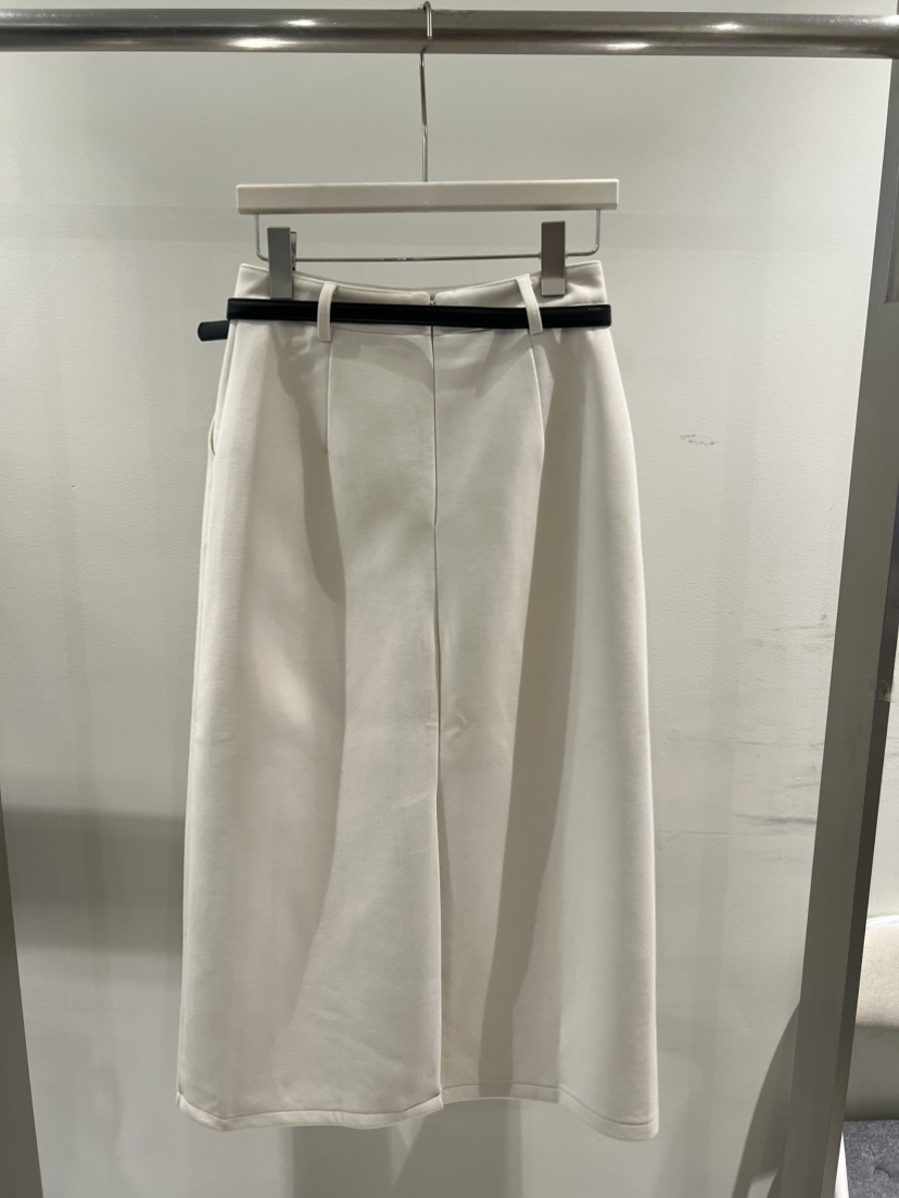 MENTOR韓國代購㊣女裝新品熱賣時尚推薦25秋冬長裙不含腰帶MENTOR長裙