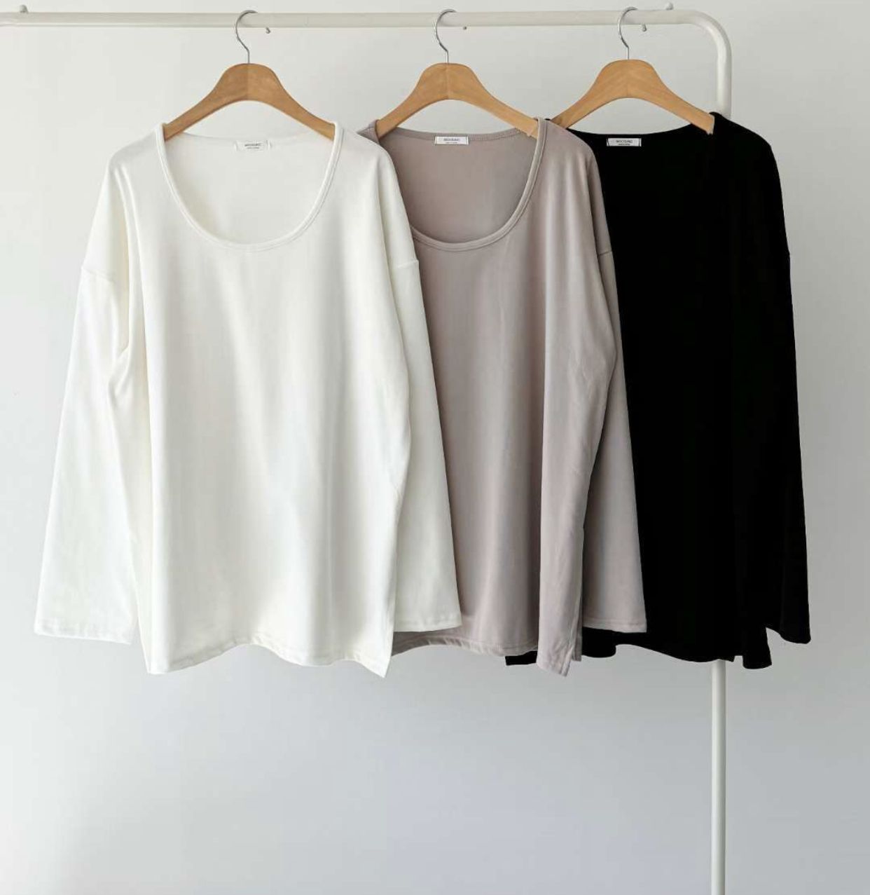 WOO SUNG東大門㊣實拍女裝新款熱賣時尚人氣真品休閑長袖T恤WOO SUNG長袖T恤圖色3左三色