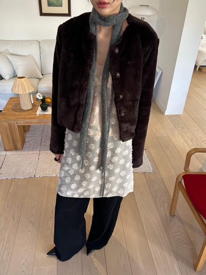 ME MO東大門㊣實拍女士新款休閑推薦時尚熱賣短款大衣皮草ME MO短款大衣