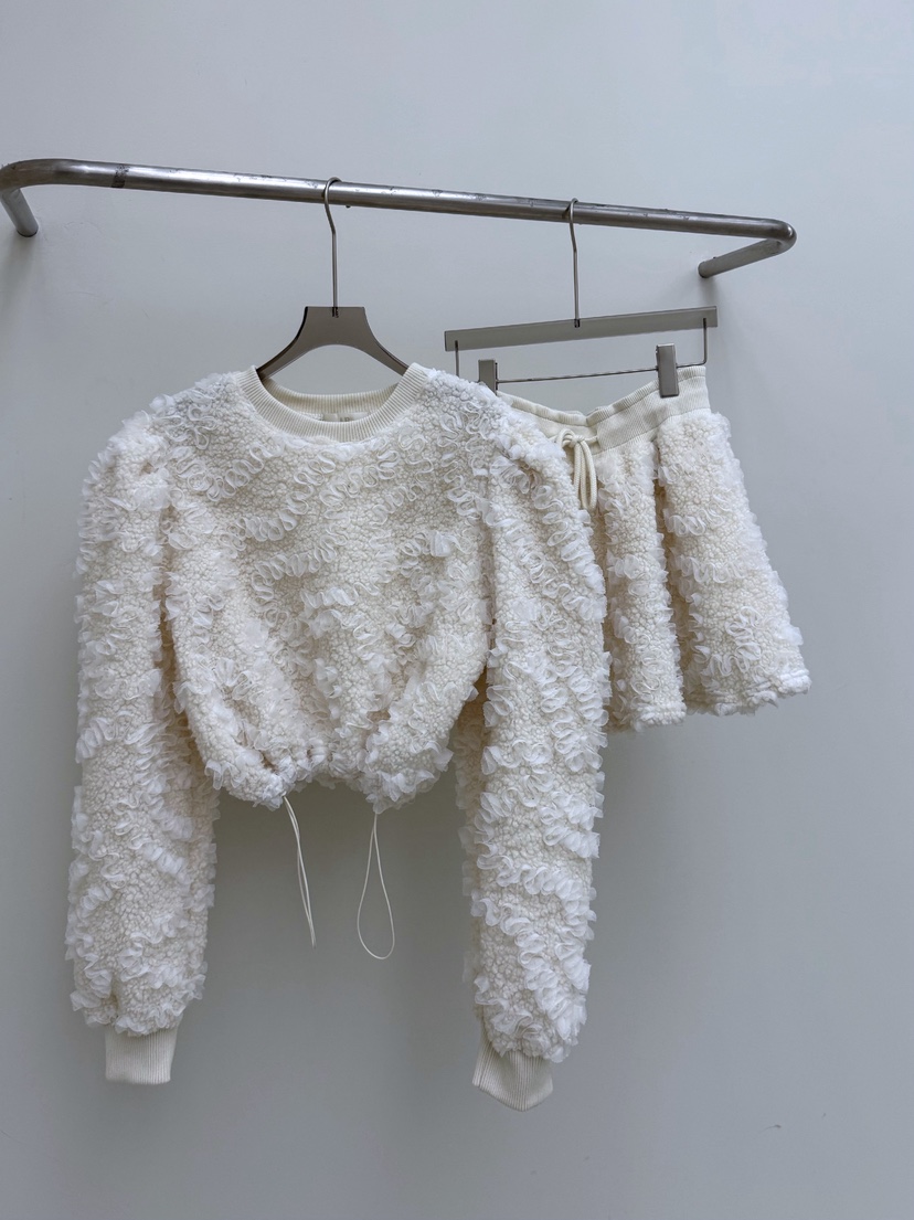 AB東大門㊣直郵女裝新品25秋冬職業時尚熱賣人氣衛衣皮草褶皺AB衛衣