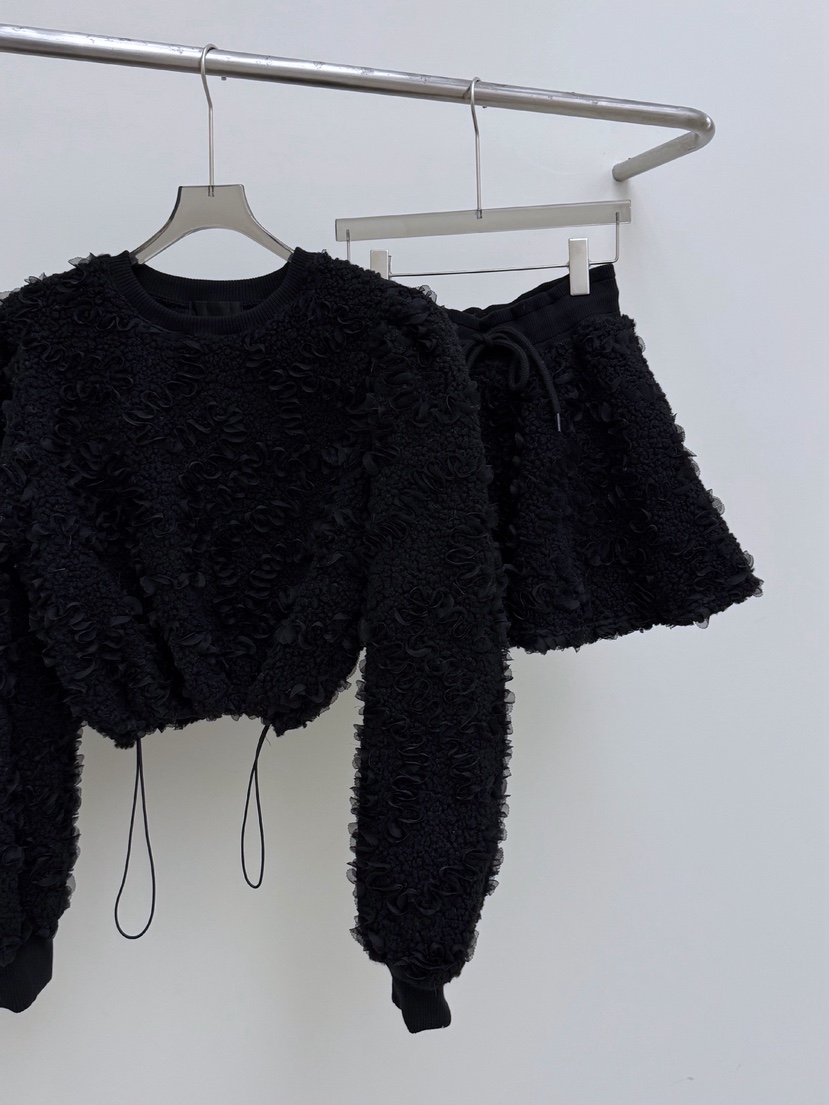 AB東大門㊣直郵女裝新品25秋冬職業時尚熱賣人氣衛衣皮草褶皺AB衛衣