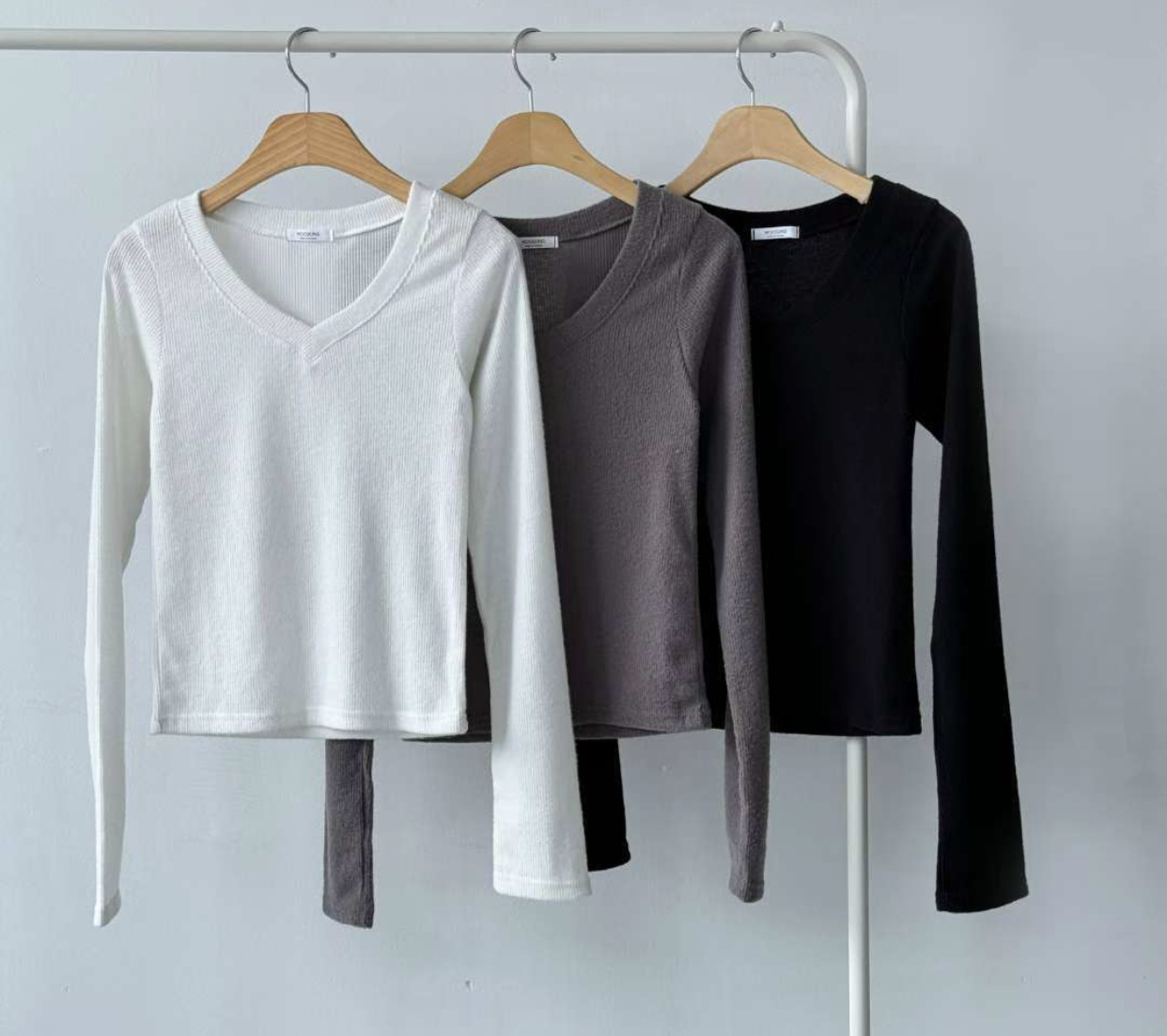 WOO SUNG東大門㊣直郵女裝新款人氣真品時尚針織衫V領羅紋WOO SUNG針織衫圖色3左三色