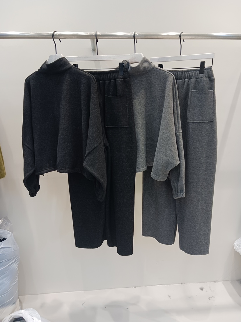 NEOUL東大門㊣代購女裝新款熱賣真品職業25秋冬休閑套裝拉鏈NEOUL/ahin雙領標簽套裝