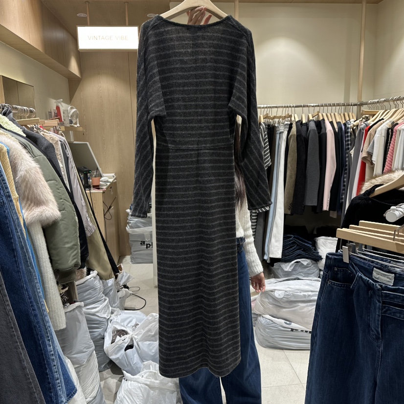 VINTAGE VIBE東大門㊣代購女士新款推薦熱賣職業真品連衣裙VINTAGE VIBE連衣裙