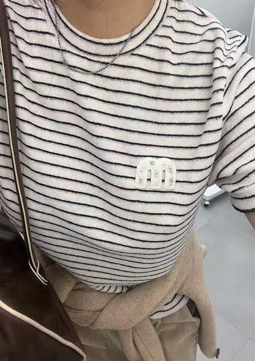 J CRANE-A韓國代購㊣女士新款熱賣時尚推薦人氣25秋冬T恤J CRANET恤