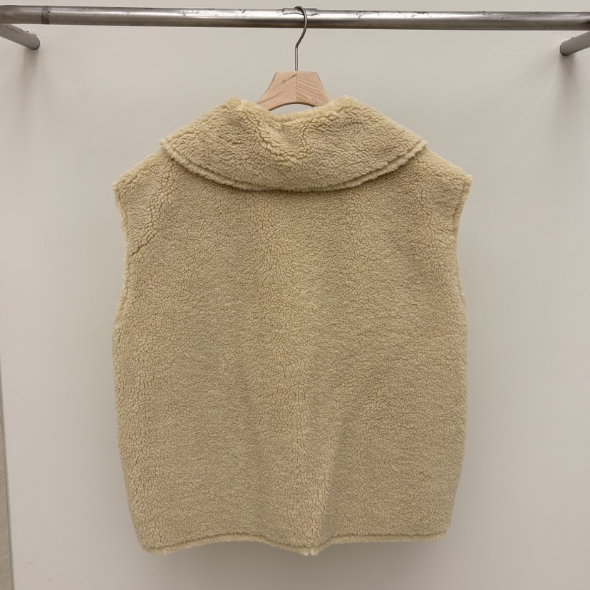 LAIVE東大門㊣直郵女裝新品熱賣時尚休閑真品25秋冬人氣馬甲LAIVE馬甲