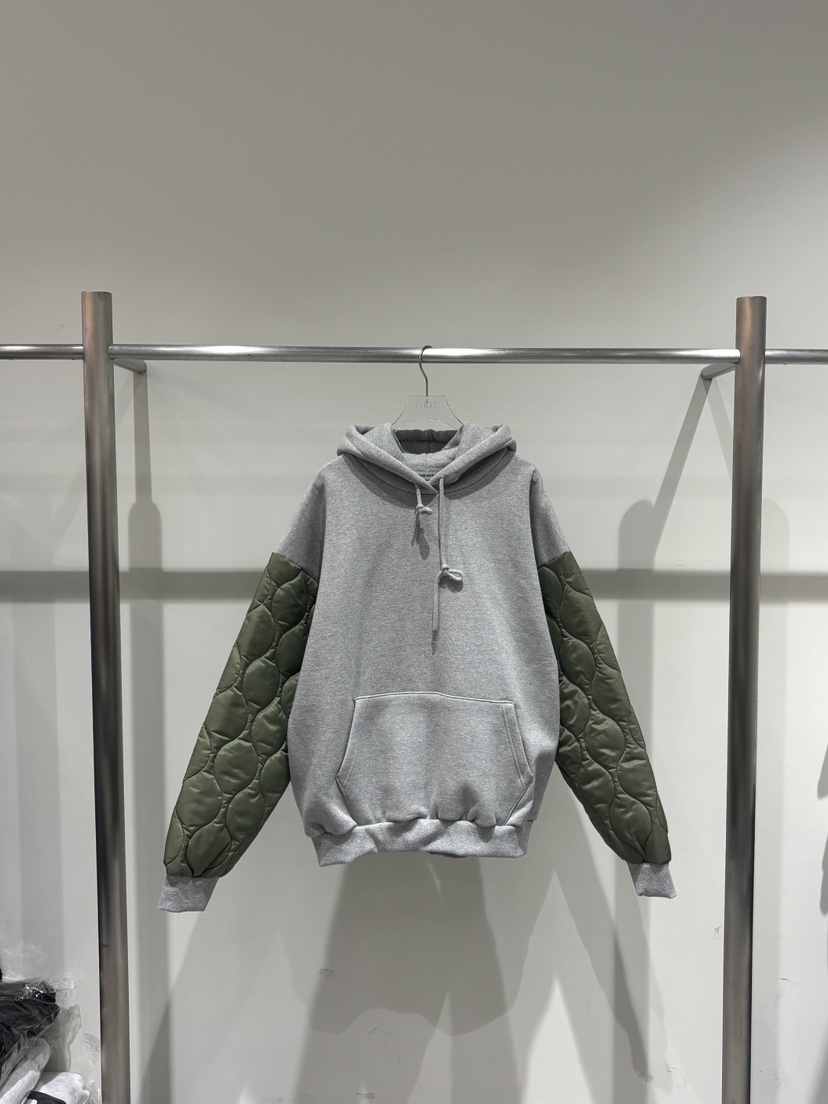 OKIE東大門㊣直郵女裝新款人氣25秋冬真品職業休閑時尚衛衣OKIE衛衣圖色1