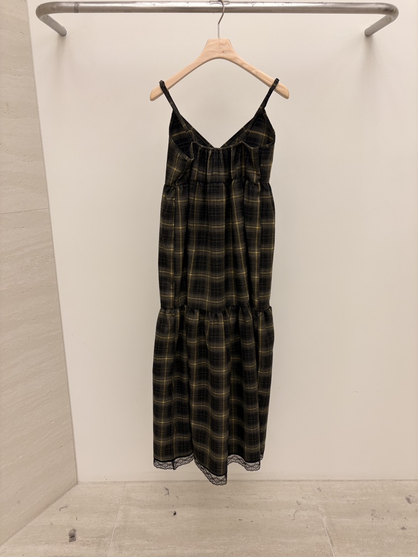 LAIVE東大門㊣實拍女裝新品25秋冬職業熱賣真品人氣推薦連衣裙LAIVE連衣裙