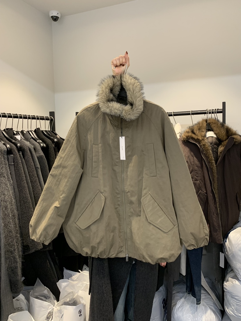 FORTH東大門㊣直郵女裝新款25秋冬人氣推薦職業短款羽絨服貂皮FORTH短款羽絨服圖色1