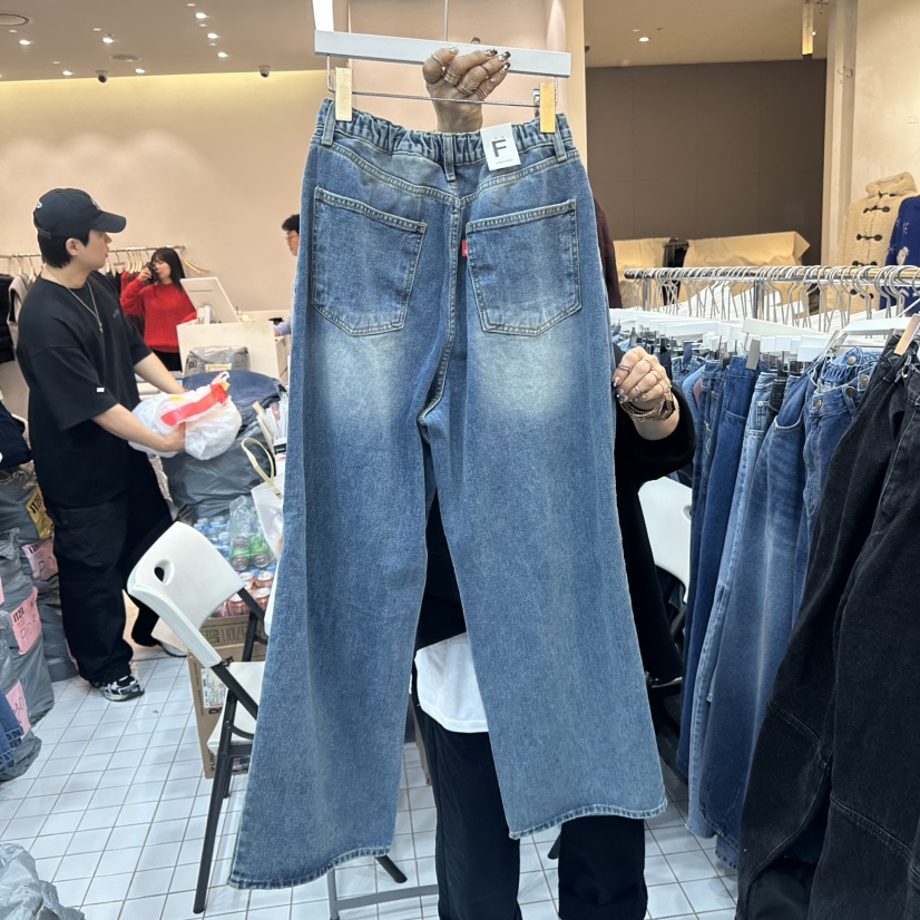 ITZEL韓國直郵㊣女裝新品真品時尚休閑職業25秋冬人氣牛仔褲ITZEL牛仔褲