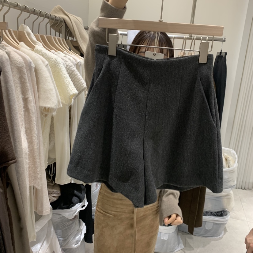 GLOW AND NYMPH韓國代購㊣女裝新品職業休閑推薦25秋冬短褲GLOW AND NYMPH短褲圖色2