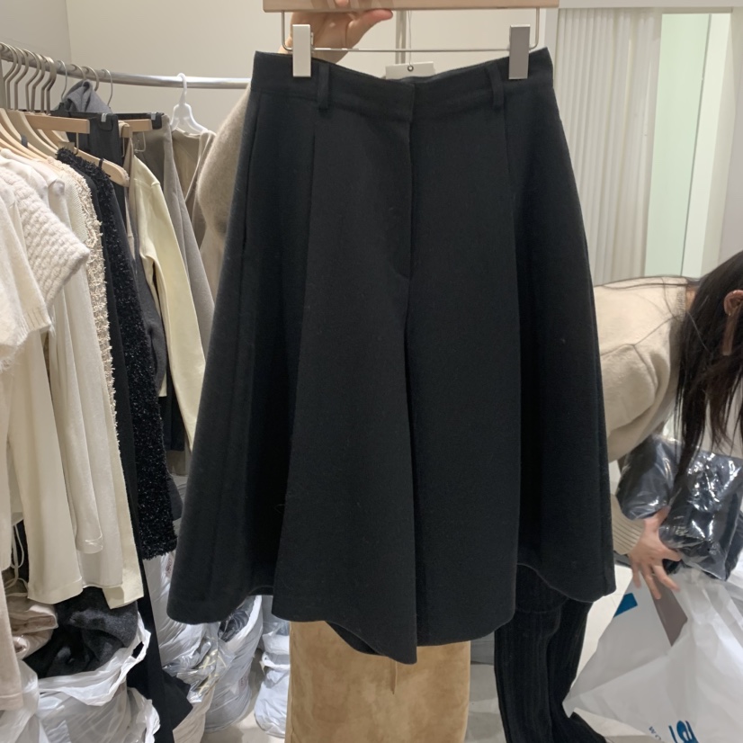 GLOW AND NYMPH東大門㊣實拍女裝新款熱賣職業休閑人氣短褲GLOW AND NYMPH短褲圖色1