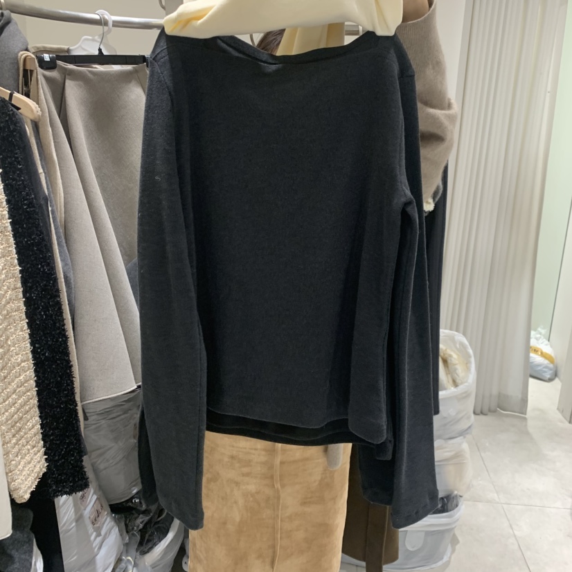 GLOW AND NYMPH東大門㊣直郵女裝新款真品熱賣長袖T恤露肩GLOW AND NYMPH長袖T恤圖色2