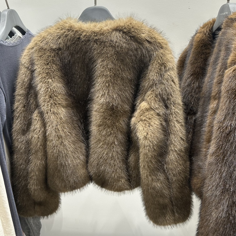 TARABY MOTION東大門㊣代購女裝新款職業時尚短款大衣貂皮TARABY MOTION短款大衣