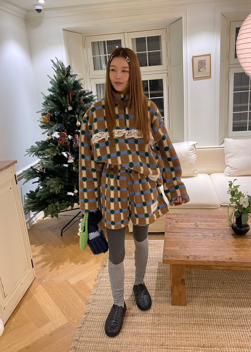 BOUTIQUE-L東大門㊣直郵女裝新品25秋冬時尚人氣職業休閑衛衣BOUTIQUE-L衛衣