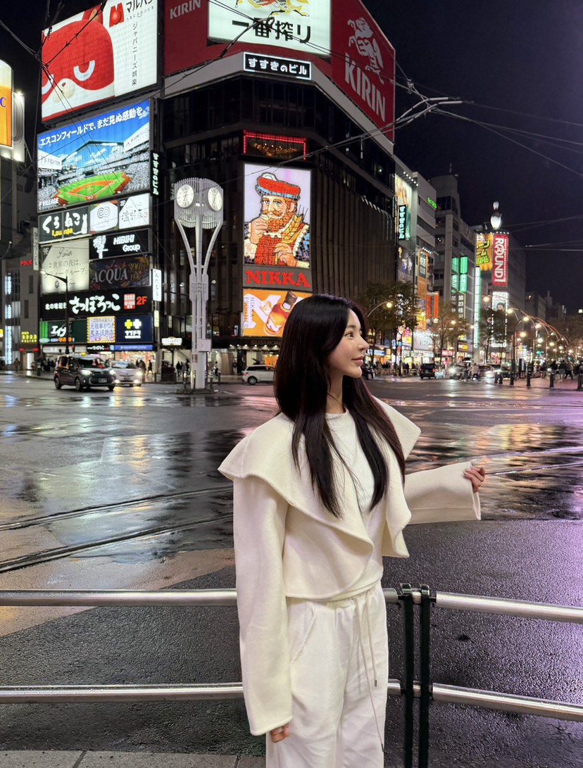 LAVIEU東大門㊣實拍女士新品職業真品休閑熱賣短款大衣手工LAVIEU短款大衣