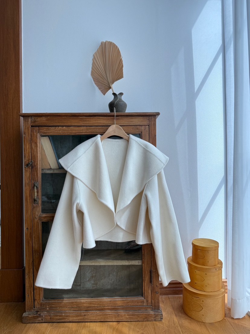 LAVIEU東大門㊣實拍女士新品職業真品休閑熱賣短款大衣手工LAVIEU短款大衣圖色2