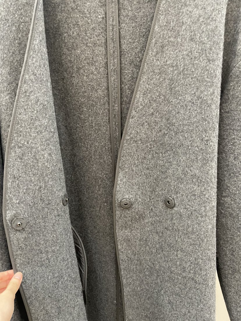 PLUS HONG-P韓國直郵㊣女士新款熱賣推薦中長款大衣含腰帶LORA FAMILY/PLUS HONG中長款大衣