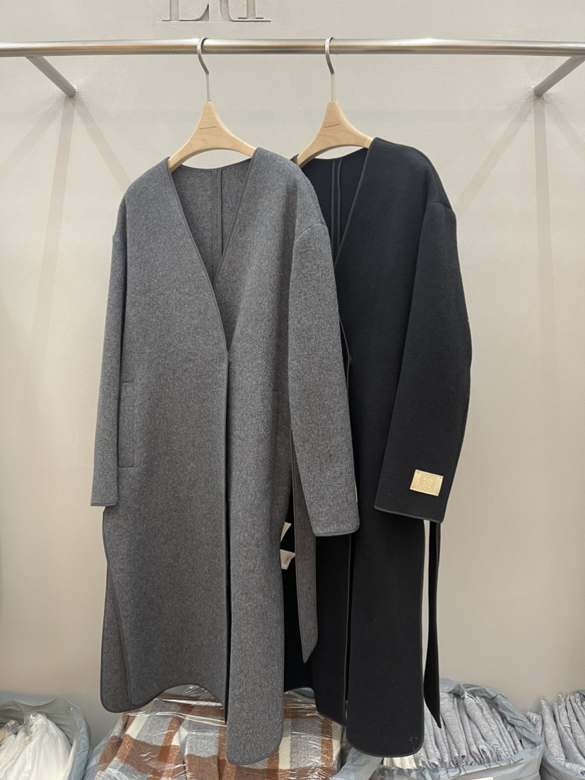 PLUS HONG-P韓國直郵㊣女士新款熱賣推薦中長款大衣含腰帶LORA FAMILY/PLUS HONG中長款大衣