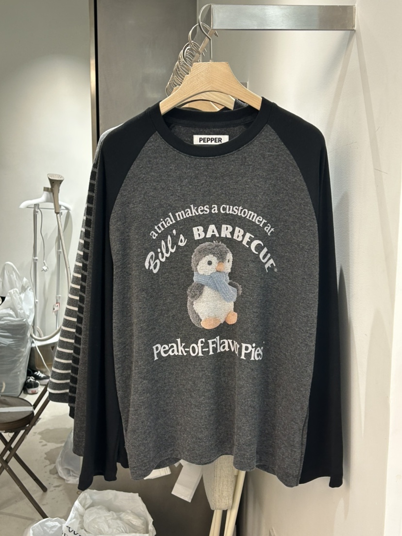 PEPPER-L韓國直郵㊣女裝新品時尚推薦熱賣長袖T恤加絨圍巾鵝PEPPER長袖T恤圖色1