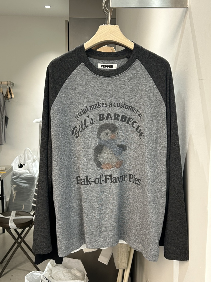 PEPPER-L韓國直郵㊣女裝新品時尚推薦熱賣長袖T恤加絨圍巾鵝PEPPER長袖T恤圖色2