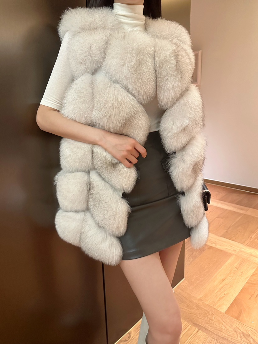 LAVIEU東大門㊣實拍女裝新款休閑真品推薦時尚職業熱賣馬甲絨LAVIEU馬甲