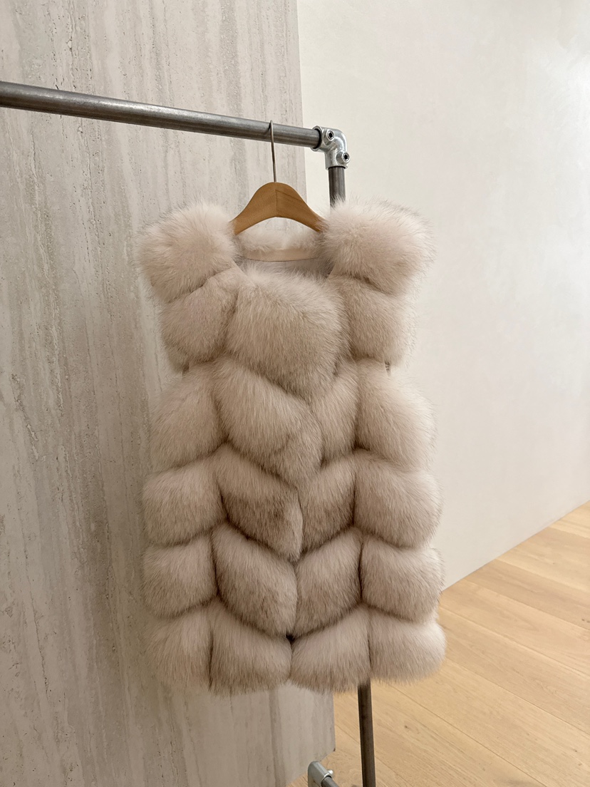 LAVIEU東大門㊣實拍女裝新款休閑真品推薦時尚職業熱賣馬甲絨LAVIEU馬甲圖色3