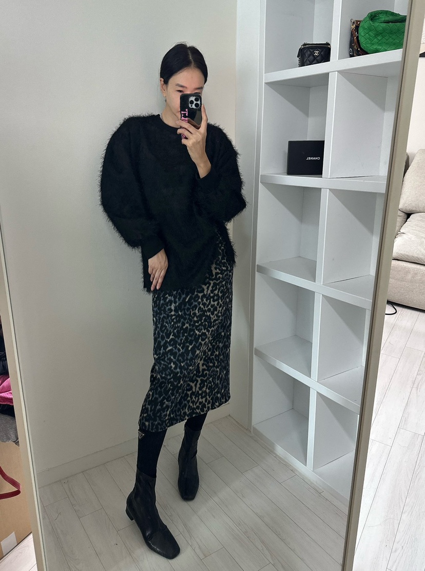 SOUIT韓國代購㊣女裝新款真品職業時尚推薦熱賣長袖T恤透明SOUIT by mabel-L長袖T恤