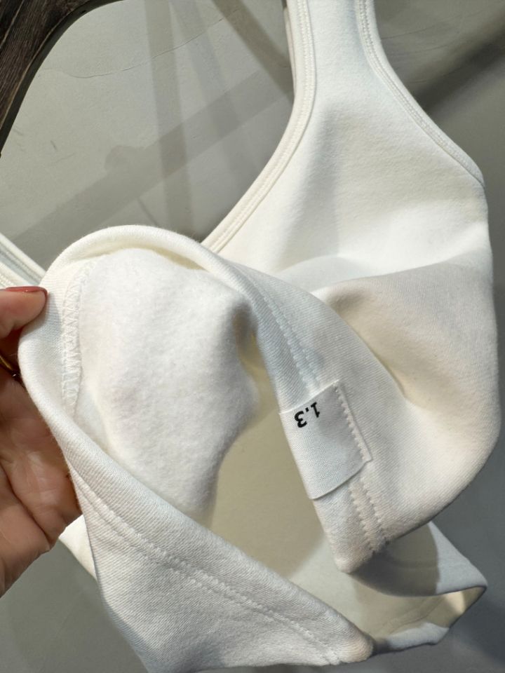 1.3韓國直郵㊣女裝新品時尚25秋冬人氣推薦熱賣職業吊帶背心1.3吊帶/背心