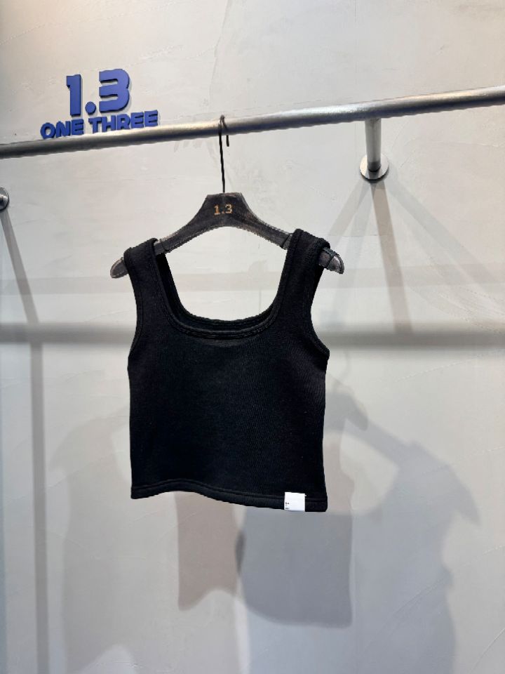 1.3韓國直郵㊣女裝新品時尚25秋冬人氣推薦熱賣職業吊帶背心1.3吊帶/背心