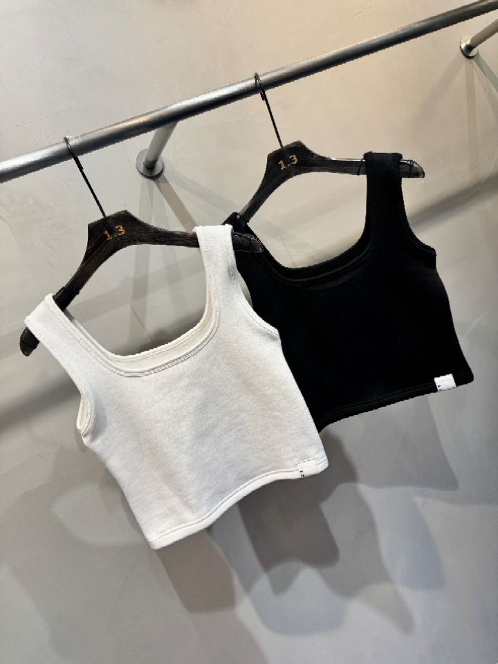 1.3韓國直郵㊣女裝新品時尚25秋冬人氣推薦熱賣職業吊帶背心1.3吊帶/背心