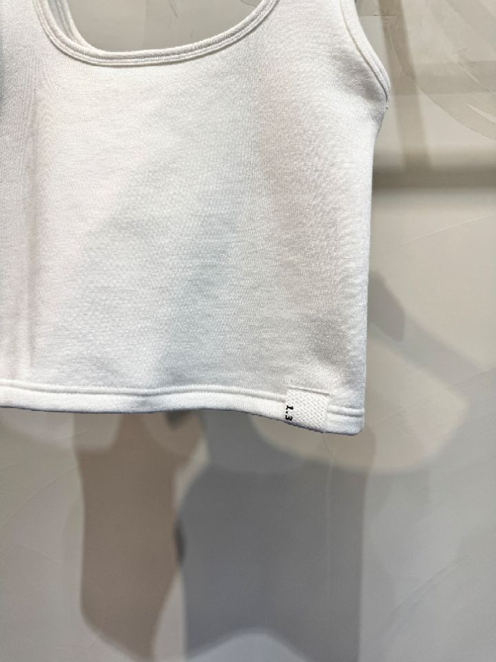 1.3韓國直郵㊣女裝新品時尚25秋冬人氣推薦熱賣職業吊帶背心1.3吊帶/背心